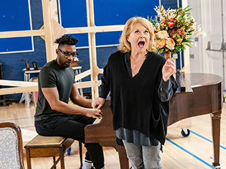 Wendi Peters and Matthew Morrison. Photo Danny Kaan